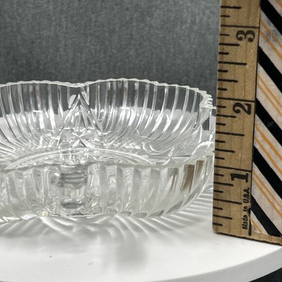 Vintage Federal Glass Dish 4 Leaf Clover Clear Starburst Candy Trinket 1960s - Picture 4 of 4